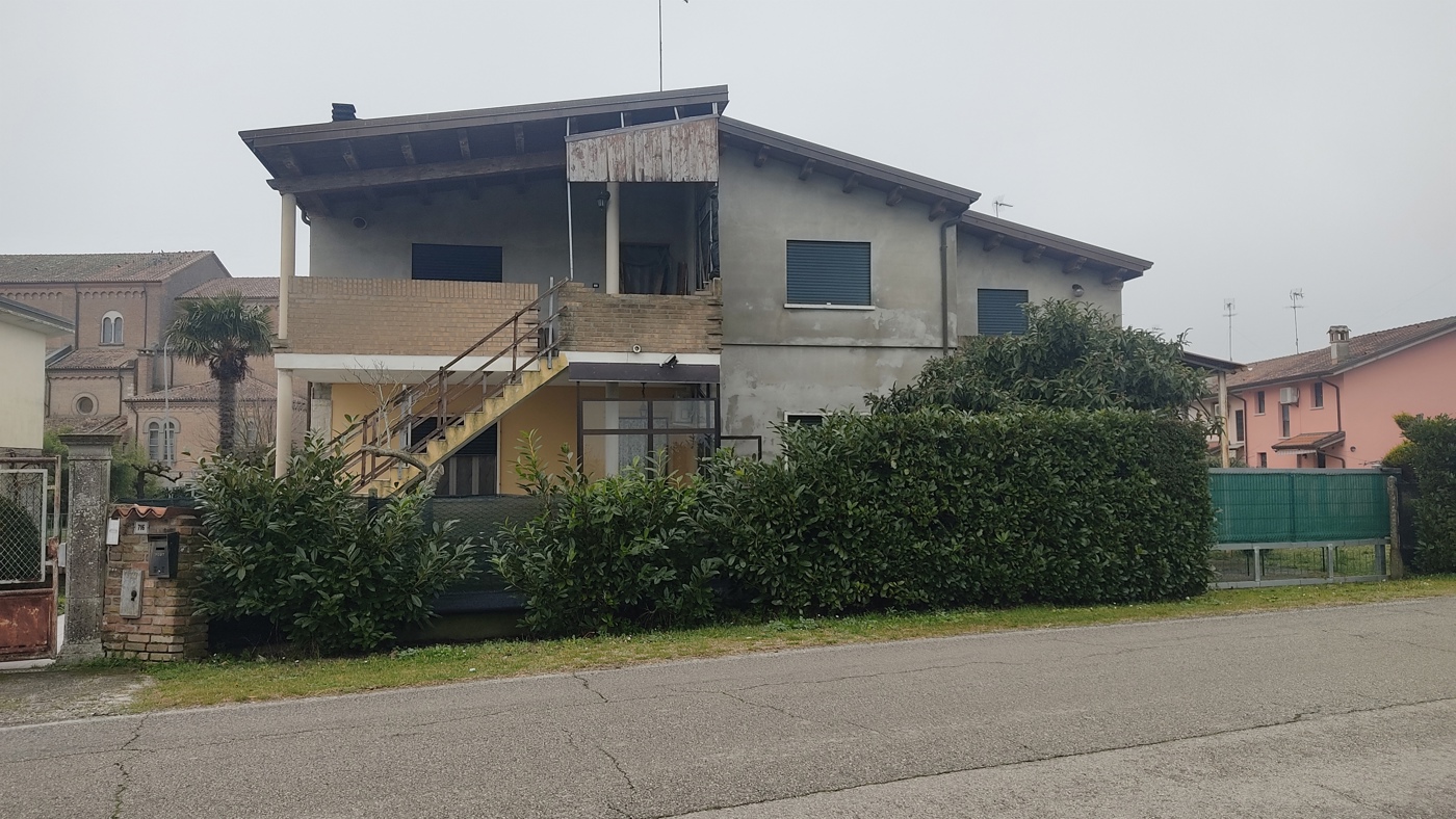 Stabile/Palazzo in vendita a Corbola