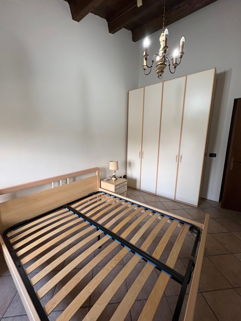 Bilocale arredato in affitto a Adria