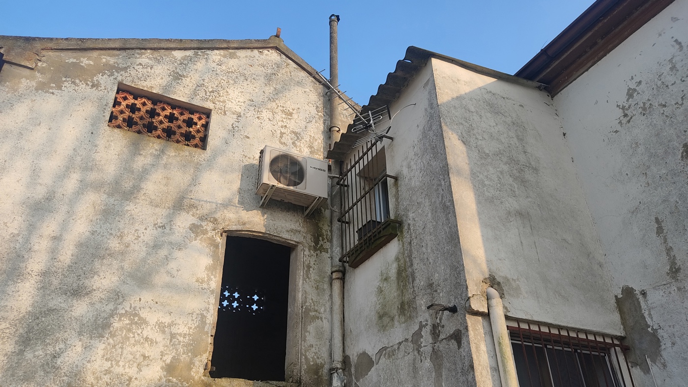 Villa con giardino a Papozze