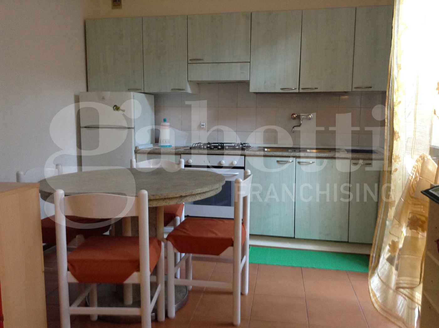 Bilocale arredato in affitto a Adria