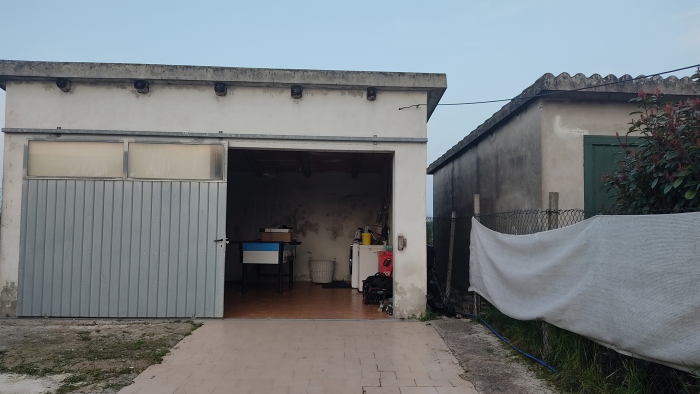 Quadrilocale con giardino a Adria