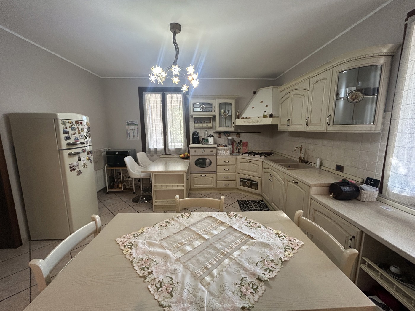 Villa Bifamiliare con giardino a Adria