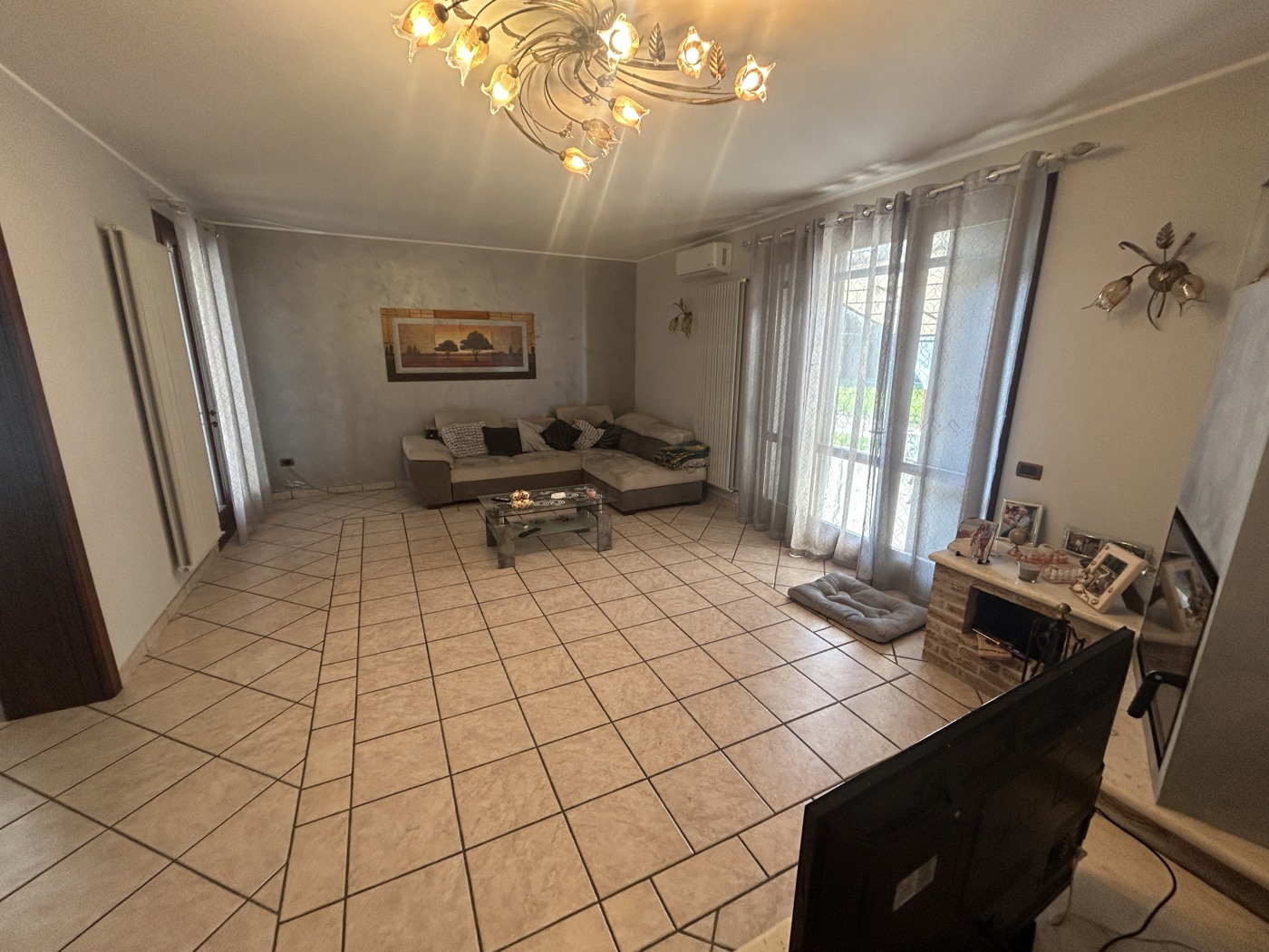 Villa Bifamiliare con giardino a Adria