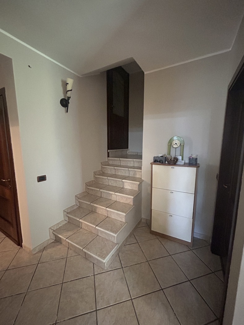 Villa Bifamiliare con giardino a Adria