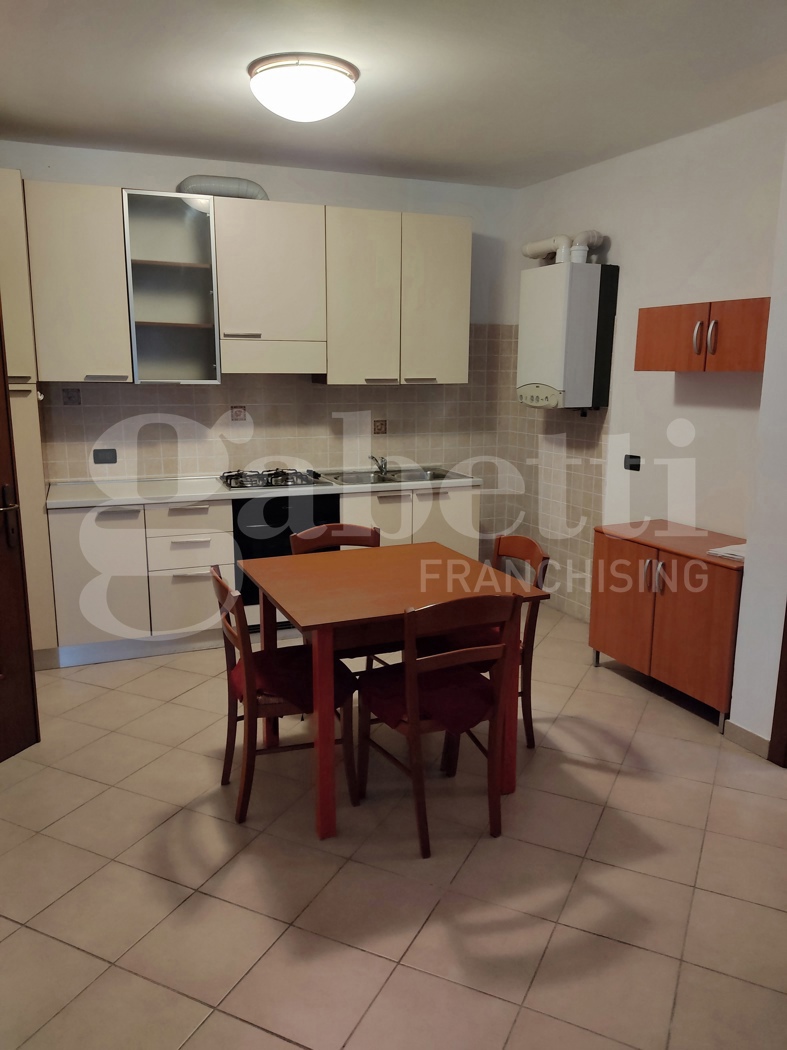 Bilocale arredato in affitto a Adria