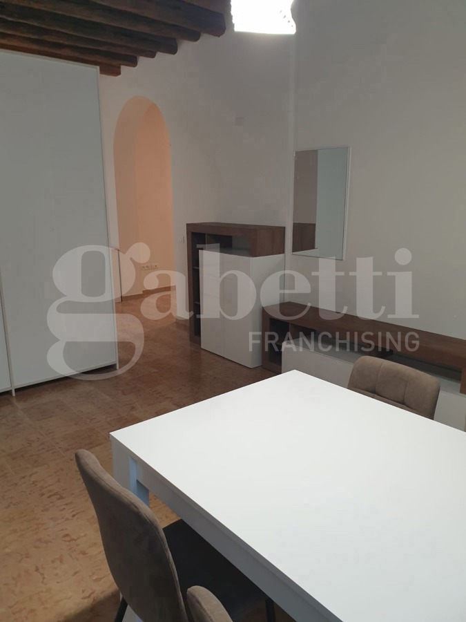 Bilocale arredato in affitto a Adria