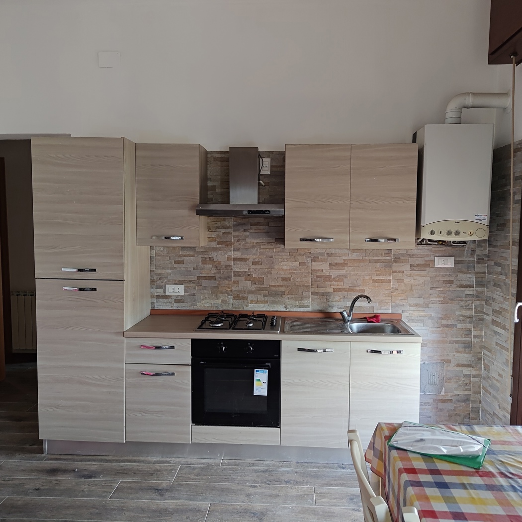 Bilocale arredato in affitto a Adria