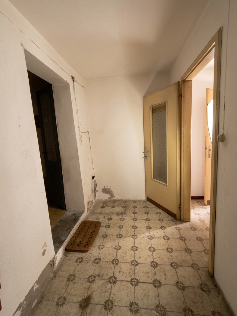 Casa indipendente da ristrutturare a Crespino