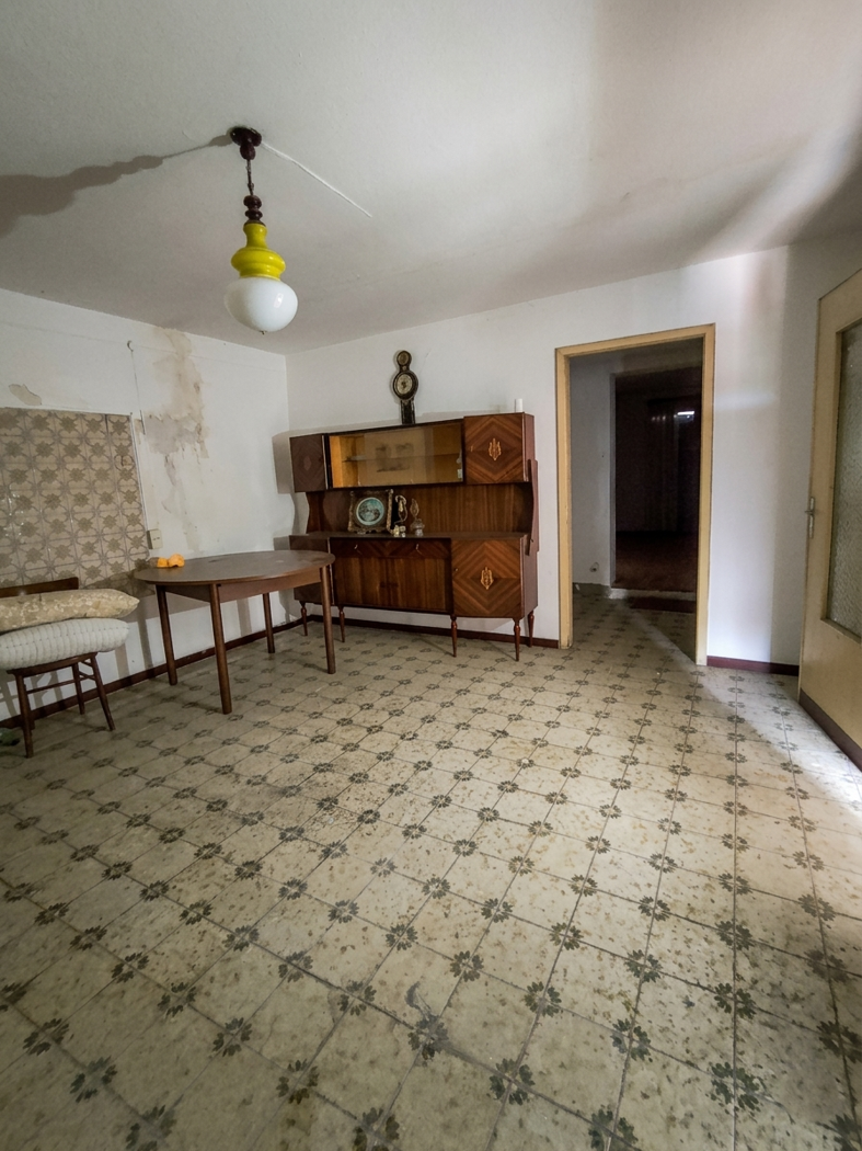 Casa indipendente da ristrutturare a Crespino