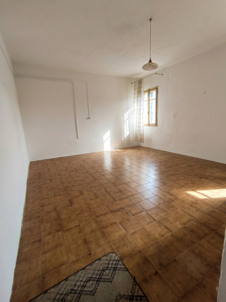 Casa indipendente da ristrutturare a Crespino