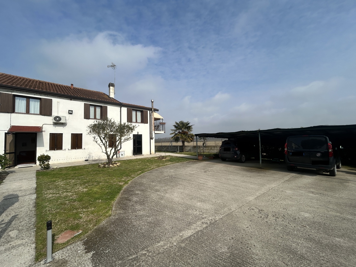 Casa indipendente con giardino a Papozze