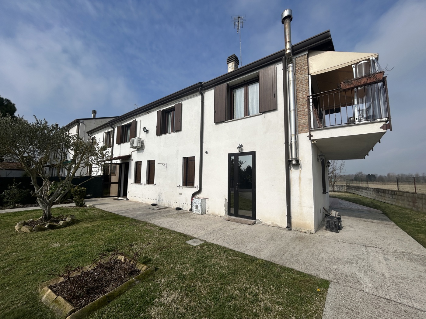 Casa indipendente con giardino a Papozze