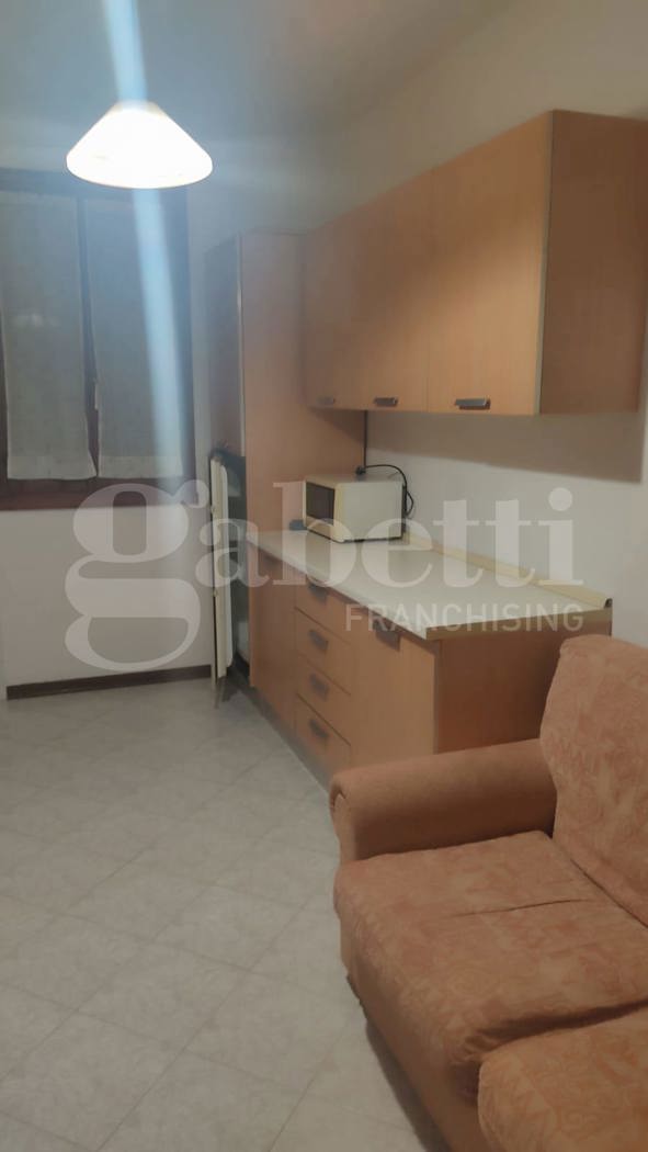 Bilocale arredato in affitto a Adria