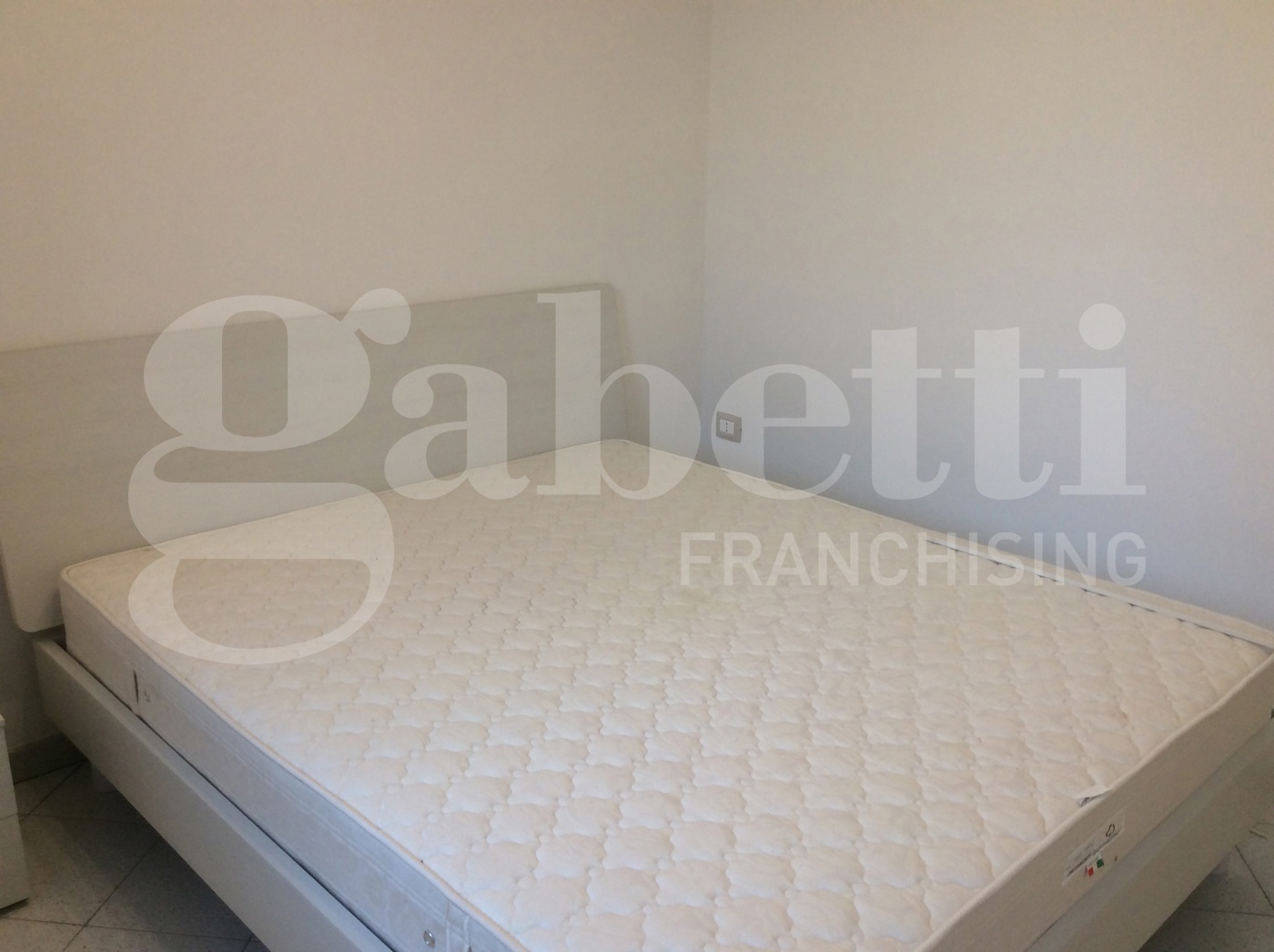 Bilocale arredato in affitto a Adria