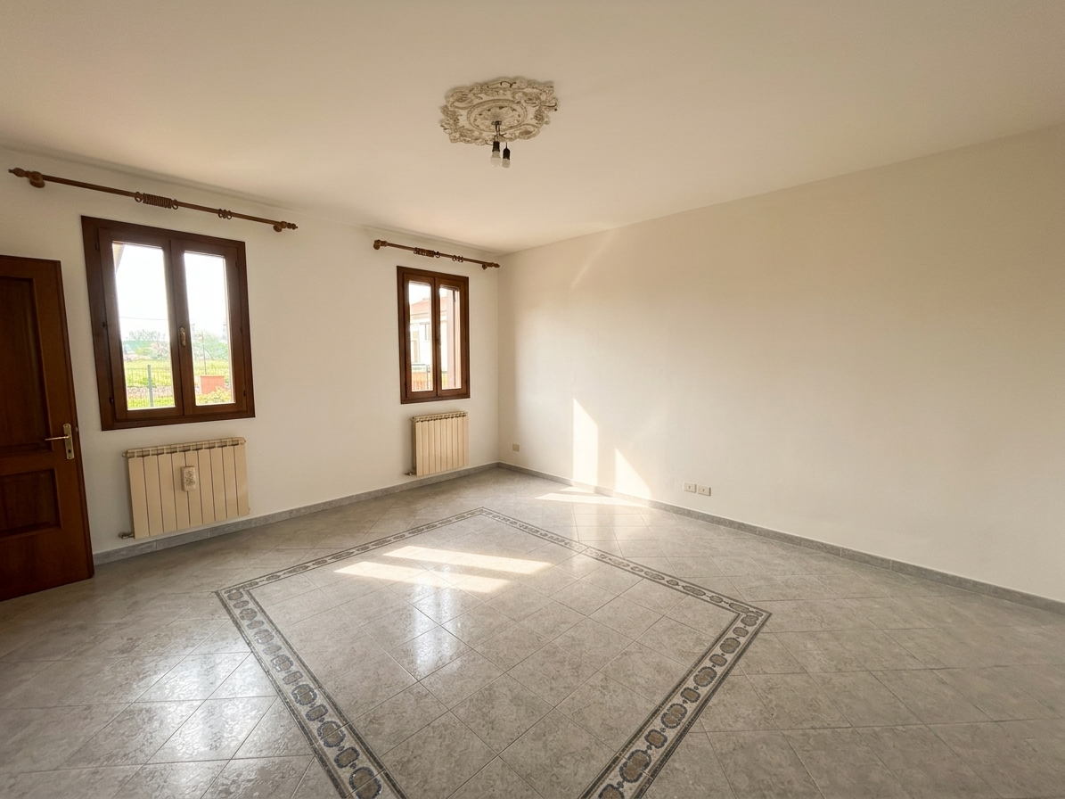 Casa indipendente con giardino a Adria