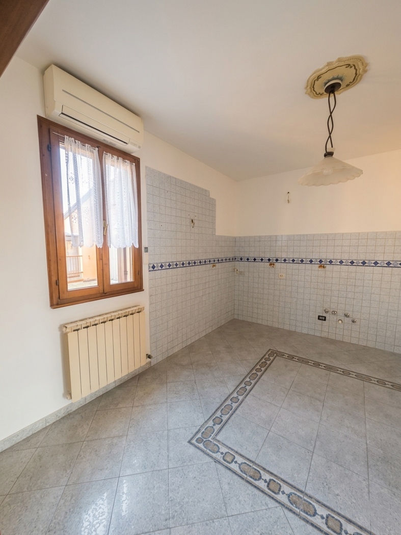 Casa indipendente con giardino a Adria