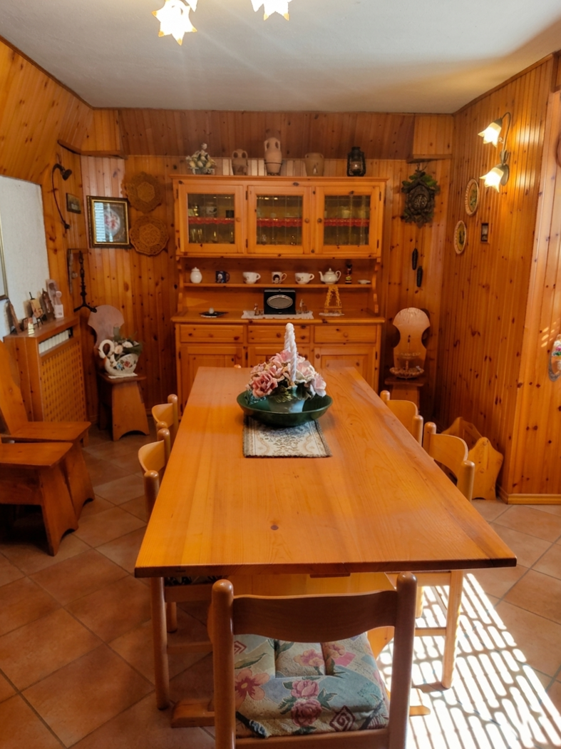 Villa Bifamiliare con giardino a Adria