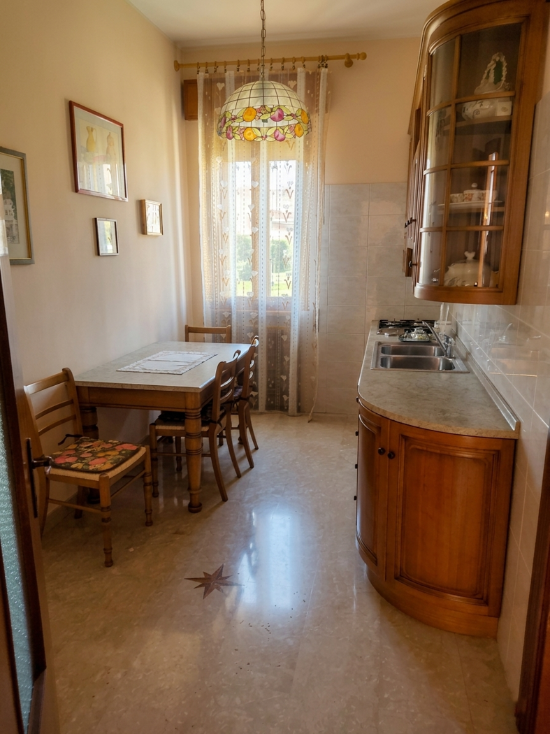 Villa Bifamiliare con giardino a Adria
