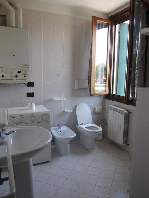 Bilocale arredato in affitto a Adria