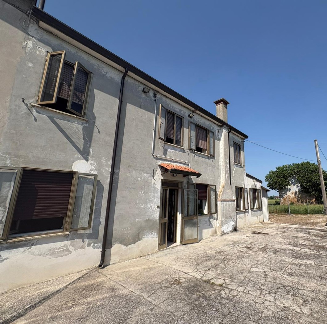 Casa indipendente in vendita a Adria