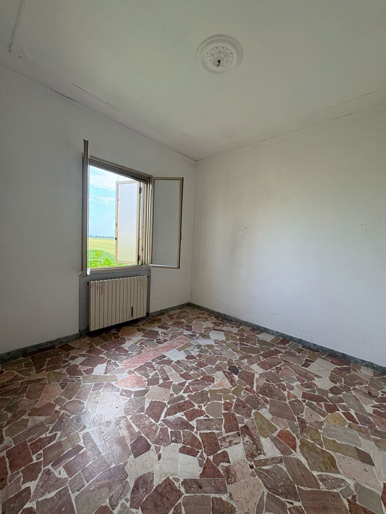 Casa indipendente da ristrutturare a Adria