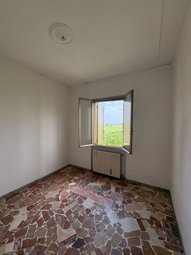 Casa indipendente da ristrutturare a Adria
