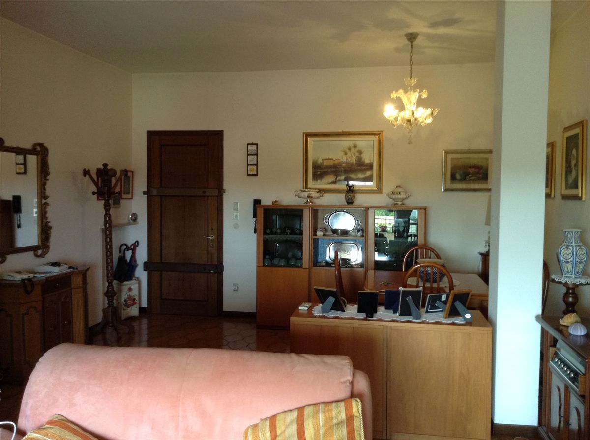 Quadrilocale arredato in affitto a Adria