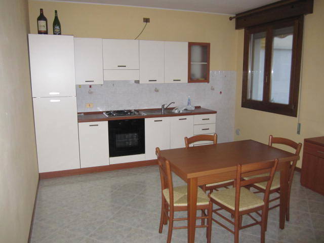 Bilocale in vendita a Adria