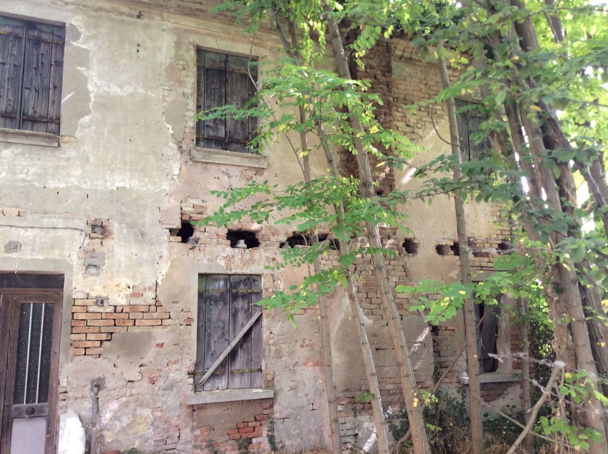 Rustico da ristrutturare a Papozze