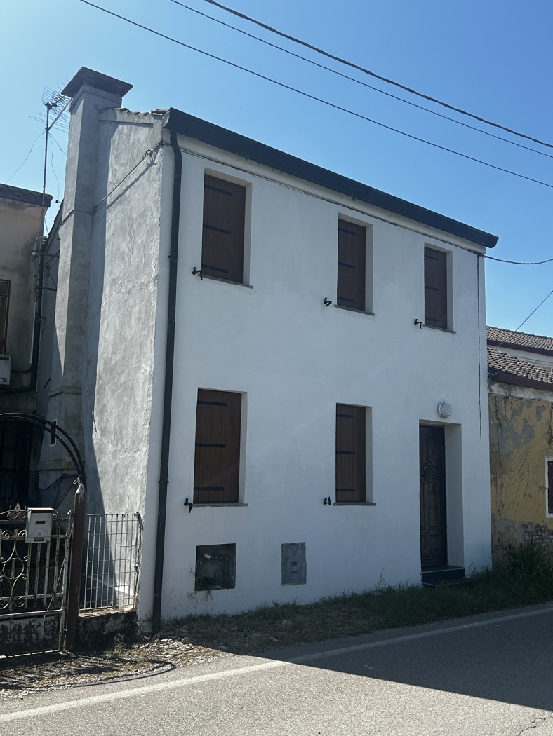 Casa indipendente in vendita a Ceregnano