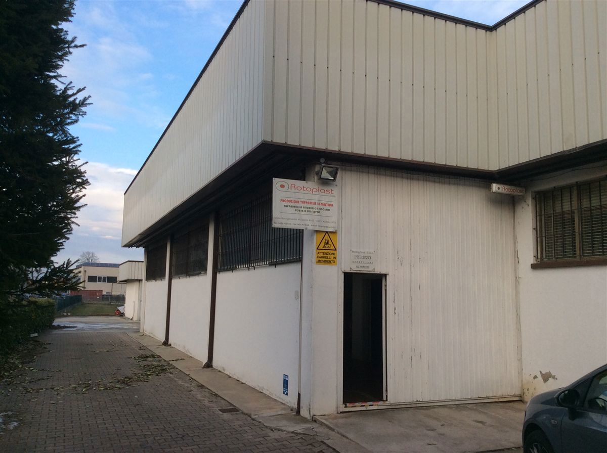 Capannone in affitto a Adria
