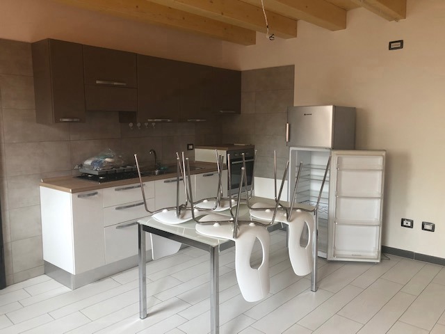Bilocale con giardino a Adria