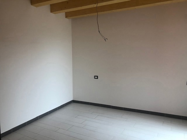 Bilocale con giardino a Adria