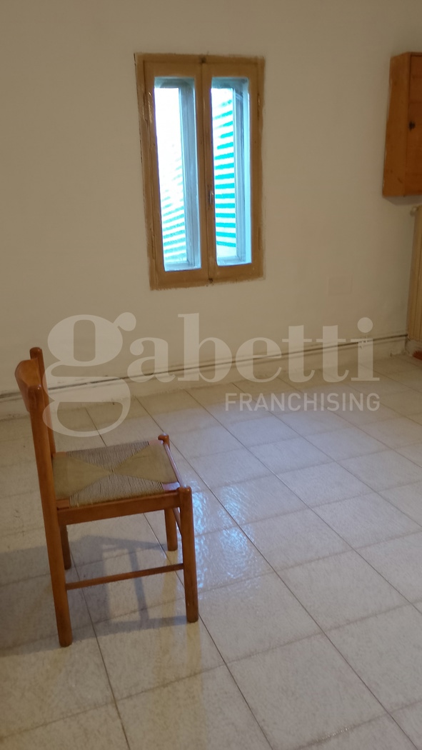 Casa indipendente con giardino a Gavello