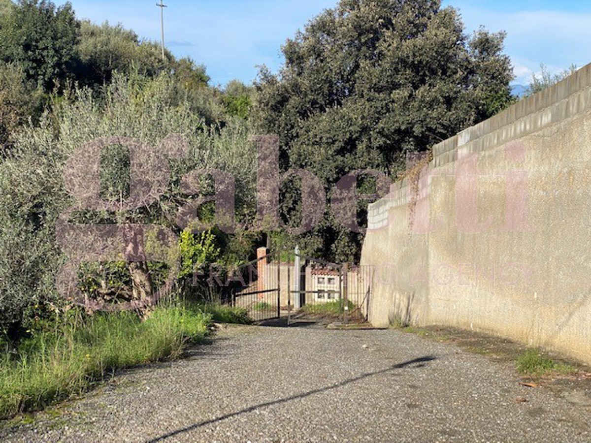 Terreno Agricolo in vendita a Barcellona Pozzo di Gotto