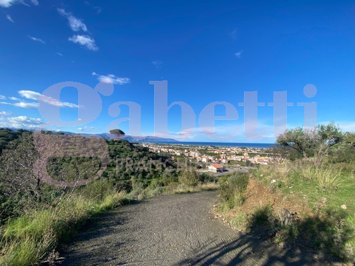 Terreno Agricolo in vendita a Barcellona Pozzo di Gotto