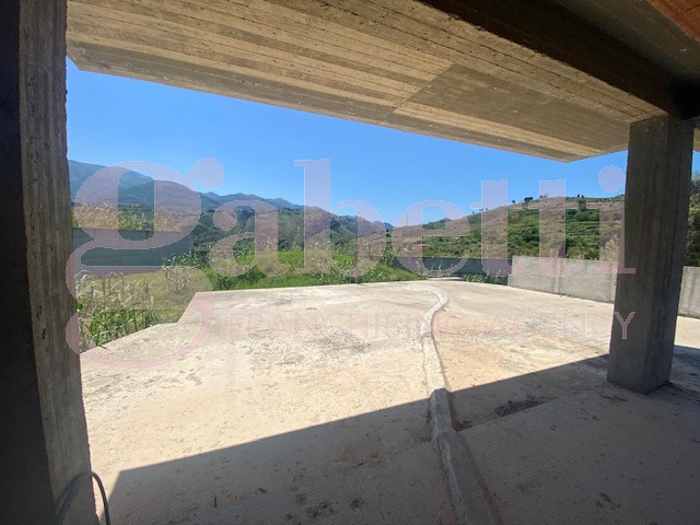 Villa in vendita a Barcellona Pozzo di Gotto