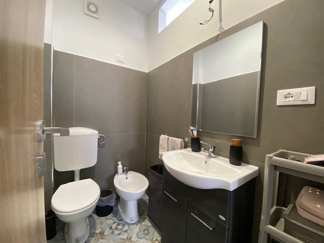 Quadrilocale in vendita a Barcellona Pozzo di Gotto