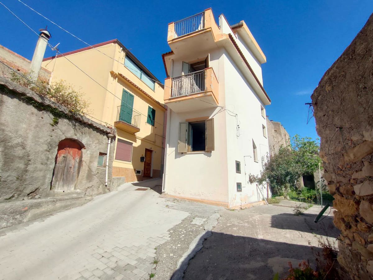 Casa indipendente in vendita a Rod Milici