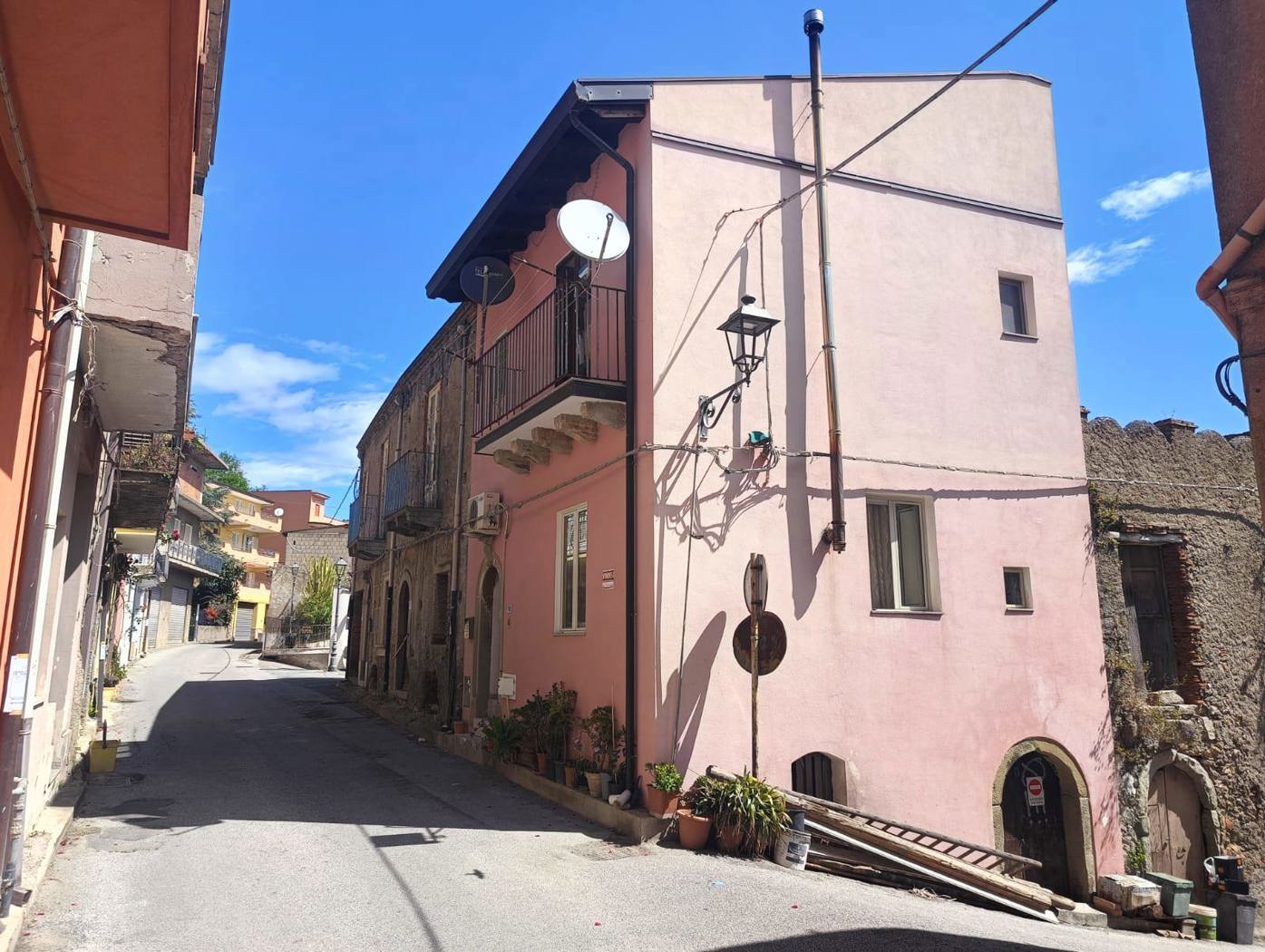Casa indipendente in vendita a Rod Milici