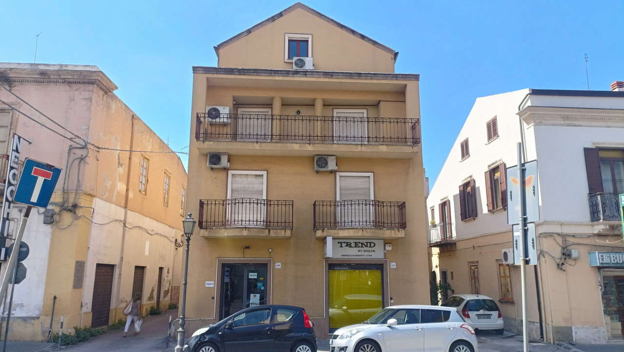 Ufficio in vendita a Barcellona Pozzo di Gotto