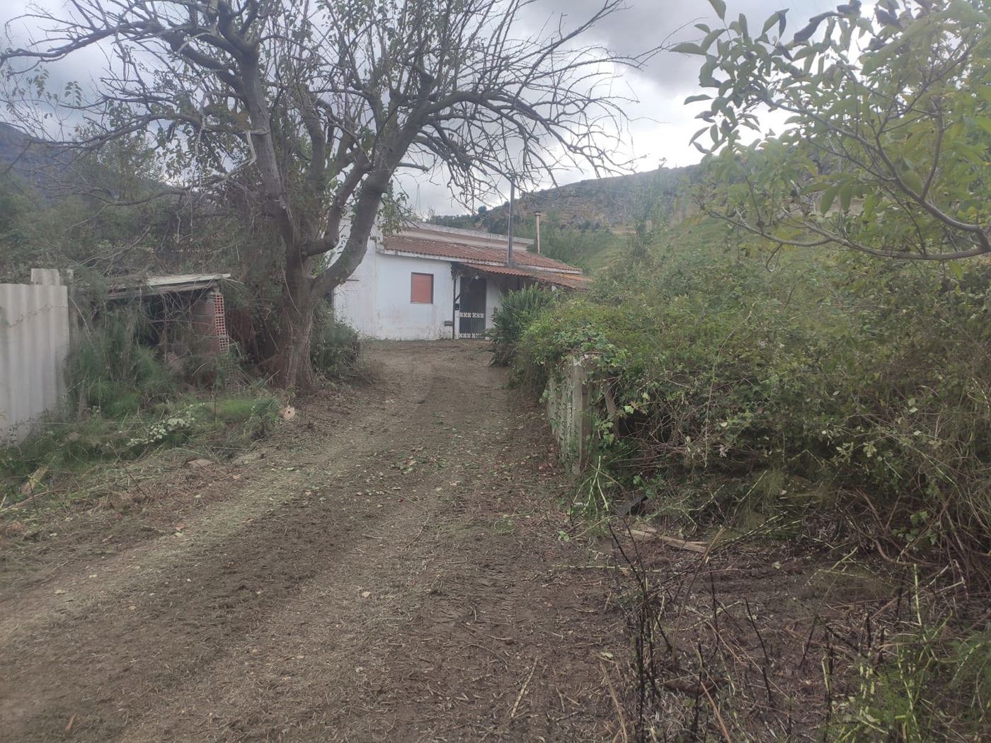 Casa indipendente con giardino a Barcellona Pozzo di Gotto