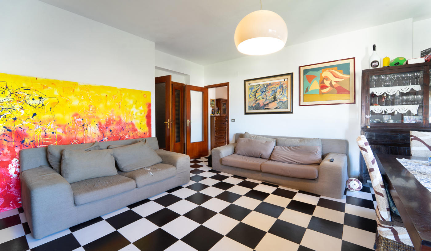 Quadrilocale in vendita a Barcellona Pozzo di Gotto