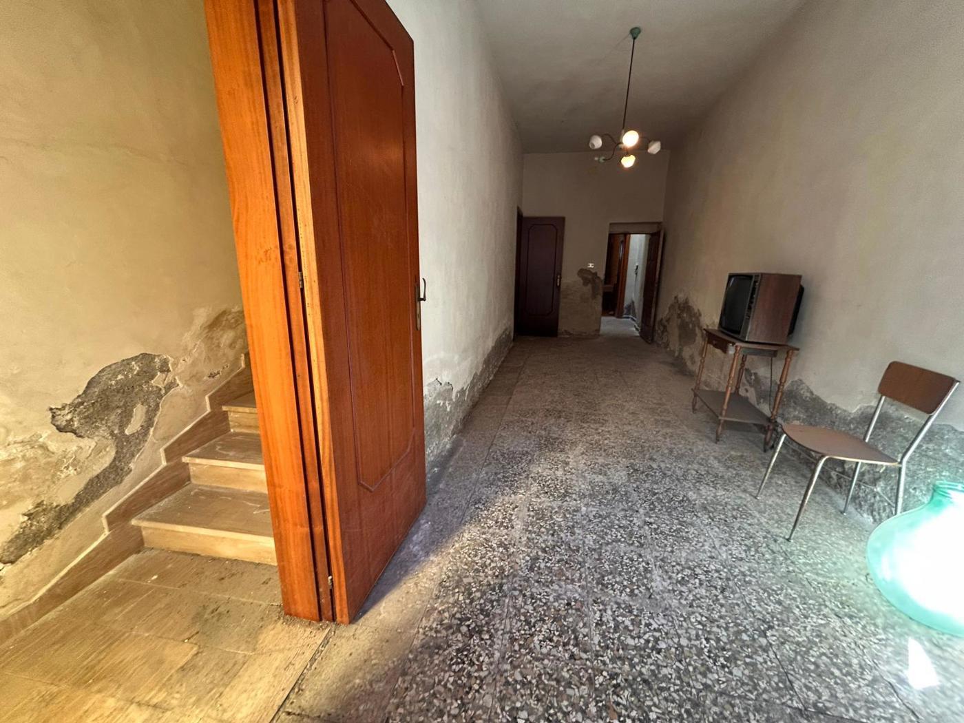 Casa indipendente da ristrutturare a Terme Vigliatore