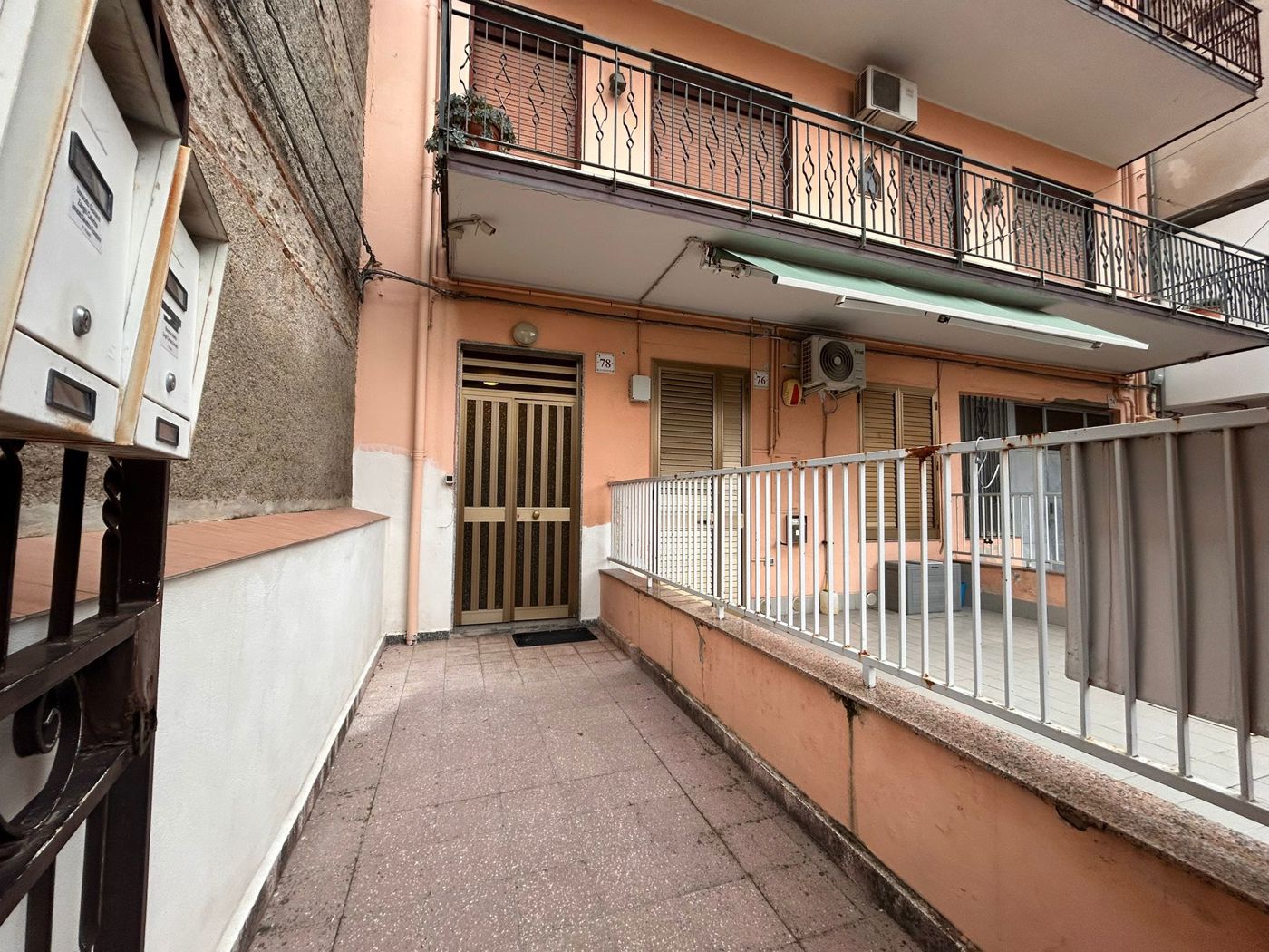 Appartamento in vendita a Barcellona Pozzo di Gotto