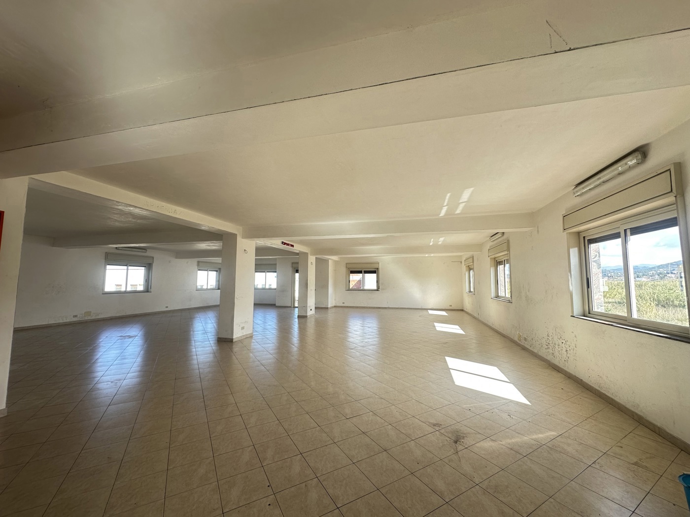 Negozio in affitto a Barcellona Pozzo di Gotto