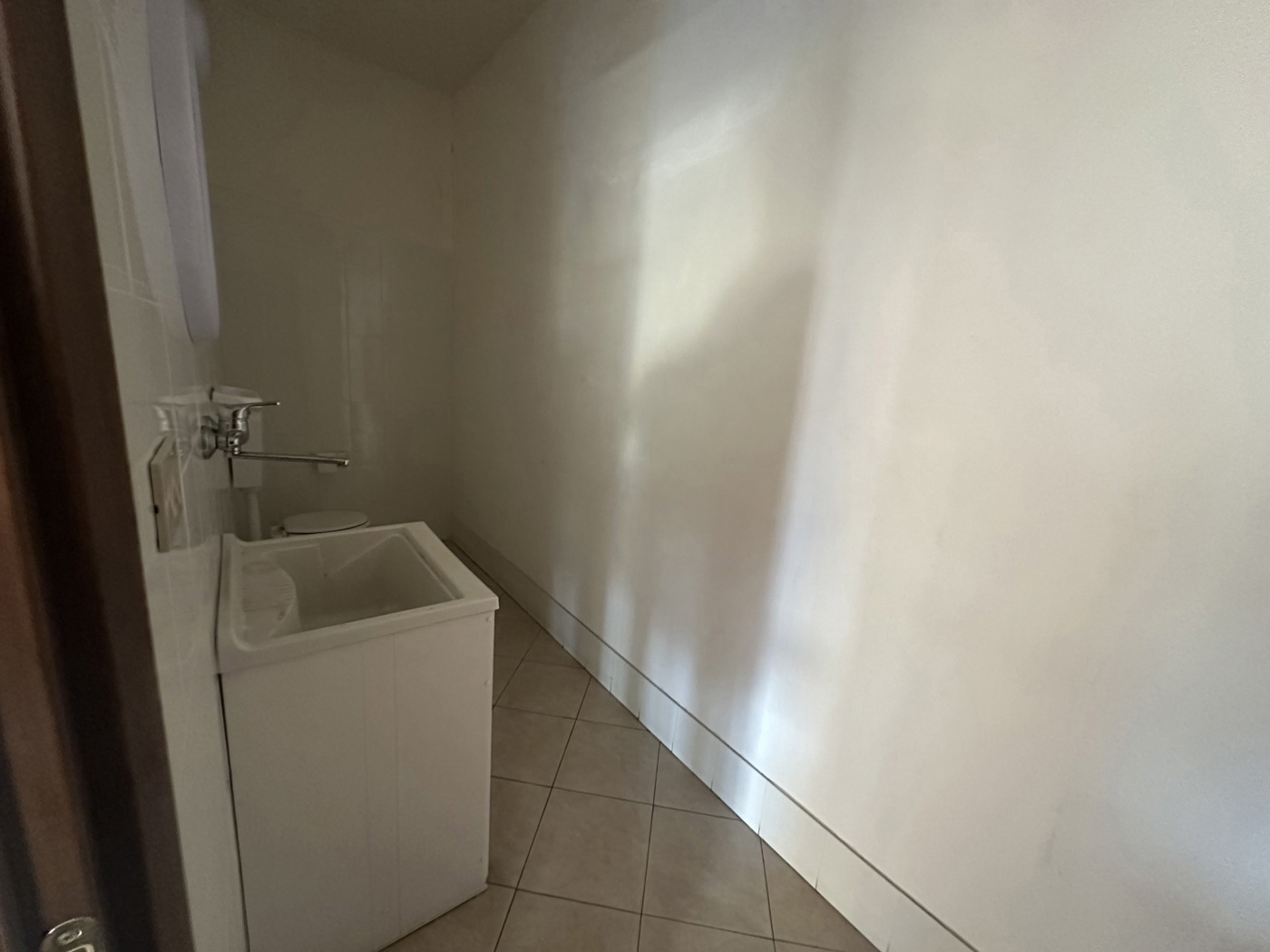 Negozio in affitto a Barcellona Pozzo di Gotto