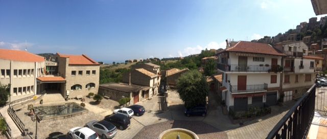 Quadrilocale arredato in affitto a Basic