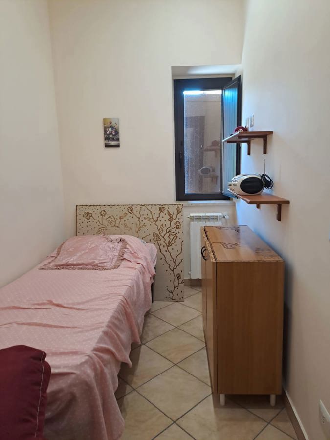 Bilocale arredato in affitto a Terme Vigliatore