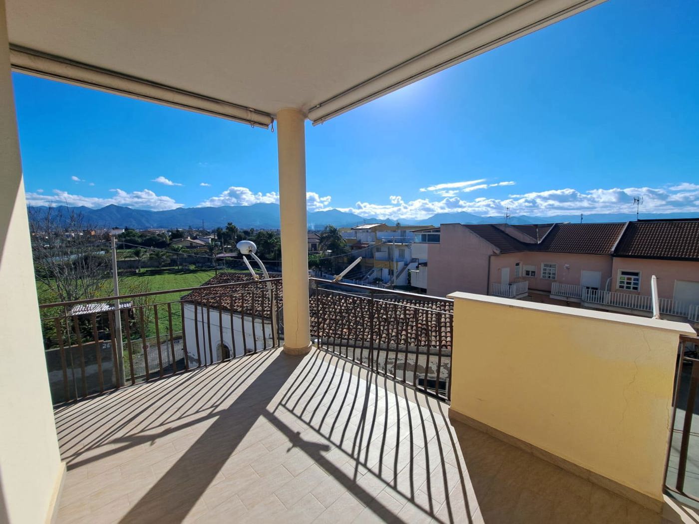 Quadrilocale in vendita a Barcellona Pozzo di Gotto